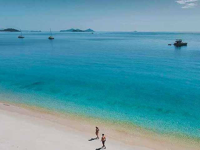 Whitehaven Beach Half Day Tour Deals of 20% Off